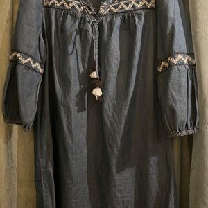 Westport 1962 Chambray Dress, Embroidery, Lightweight.